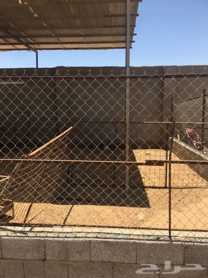 حظائر غنم و شبك طيور 0