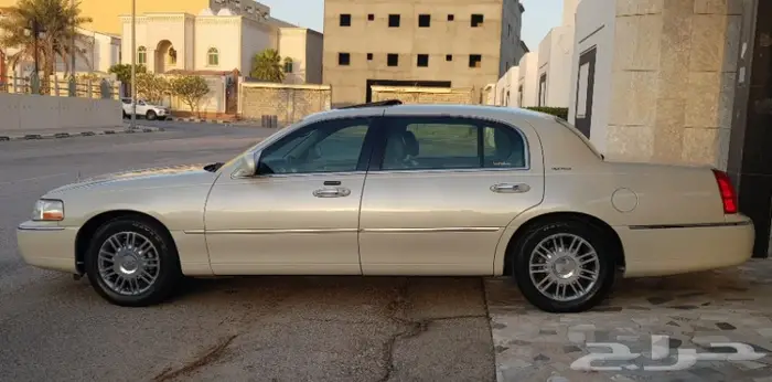 تاون كار 2006 سعودي لارج أفخم فئة .. لون نادر 5
