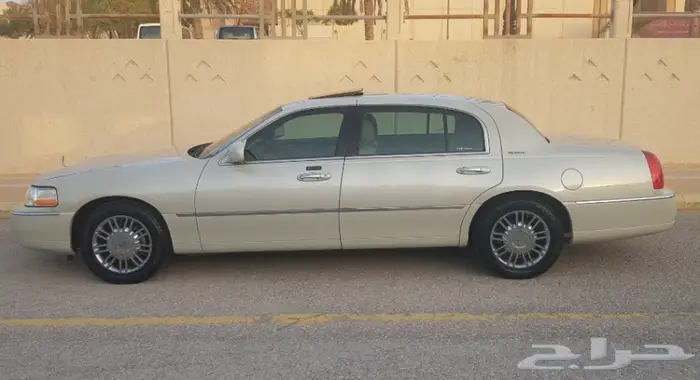 تاون كار 2006 سعودي لارج أفخم فئة .. لون نادر 7