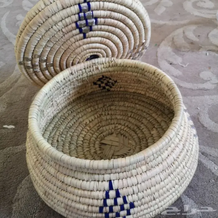 اقفاص من الخوص  و لمبات 12W كهرباء 220 3