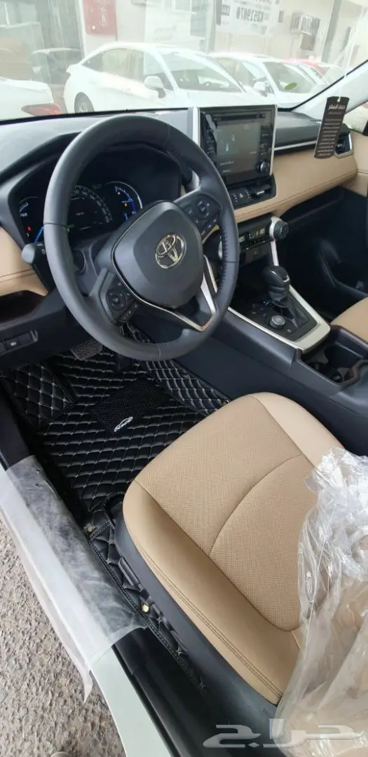 ارضيات جلد تويوتا راف فور VIP 1