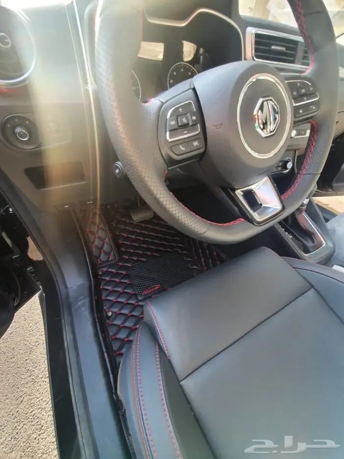 ارضيات جلد تويوتا راف فور VIP 18