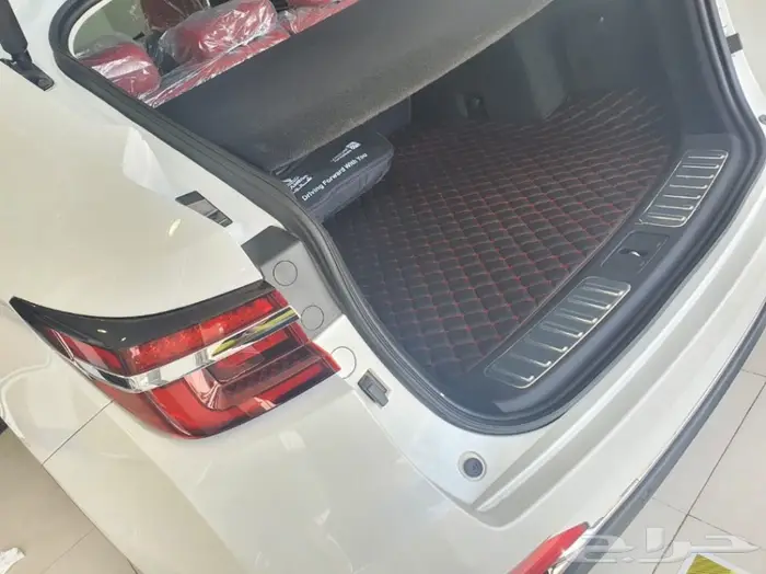 ارضيات جلد تويوتا راف فور VIP 19