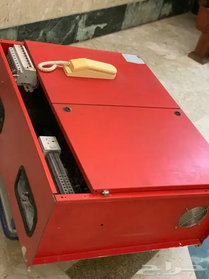 كنترول أو مكينة مصعد 0