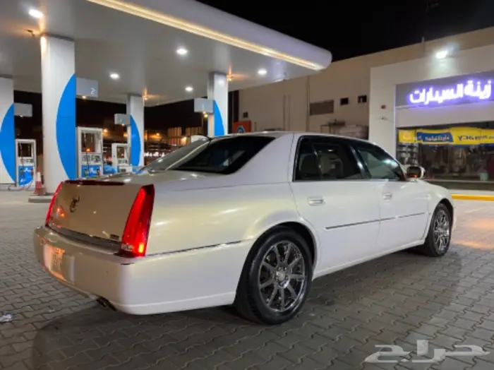 للبيع كاديلاك ديفيل DTS 2006 سعودي 4