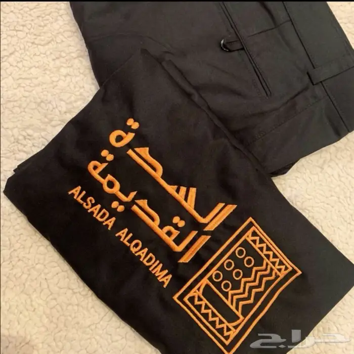 الزي الموحد تيشرتات مع التطريز 40 ريال 7