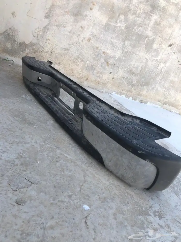 للبيع قطع غيار يوكن 2006 5