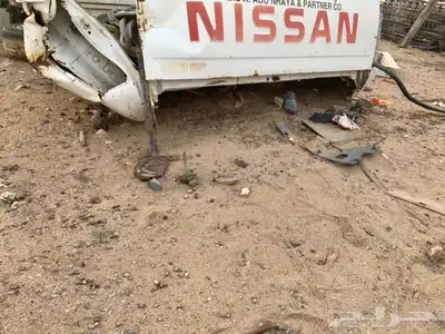 للبيع قطع نيسان 8
