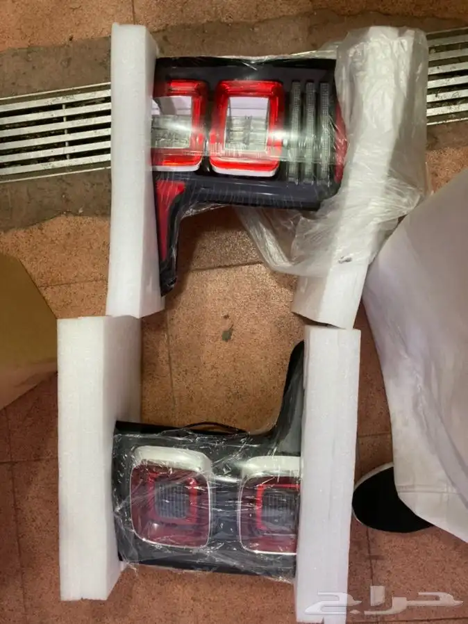 اصطبات وقطع غيار رنج روفر 4
