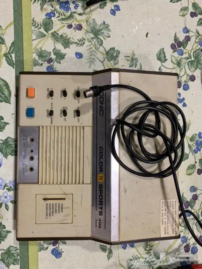 تراث العاب مسدسات وسيارات خشبيه ومدوان والعاب الكترونيه 13