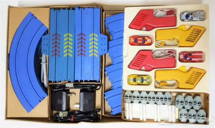 من نودار الزمن الجميل المميزة لعبة سباق سيارات فورمولا ون 3