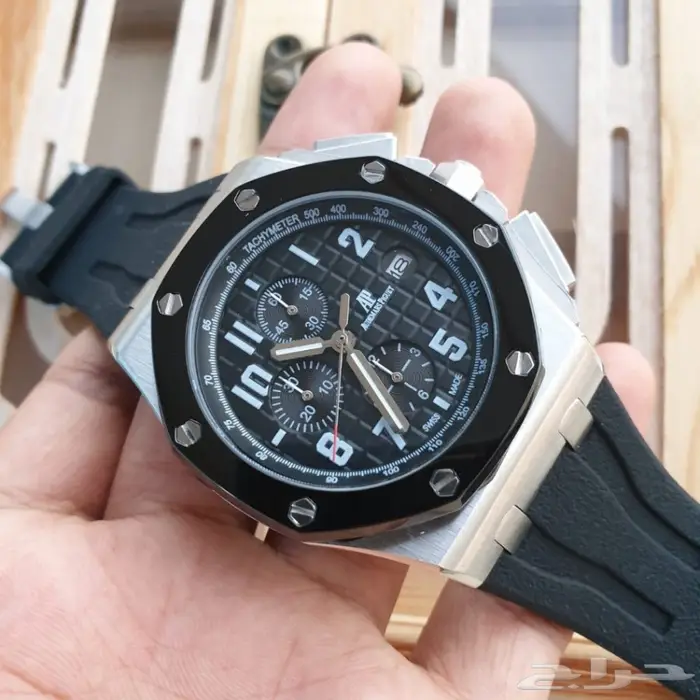 جديدنا من الساعات العالمية الرجالية درجة اولى 72