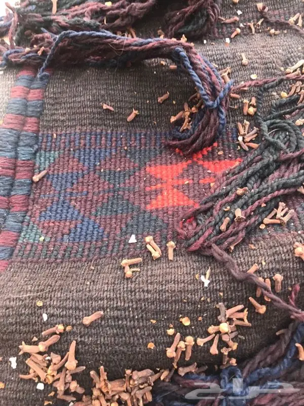 قاطع بيت شعر او معند قطعة تراثية نادرة في السوق سدو 7