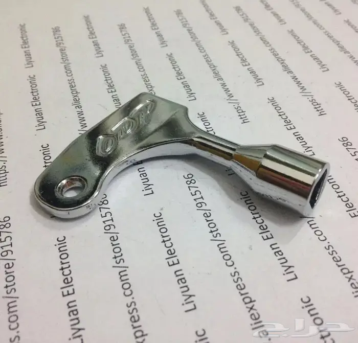 مفتاح مصعد للطواريء 1