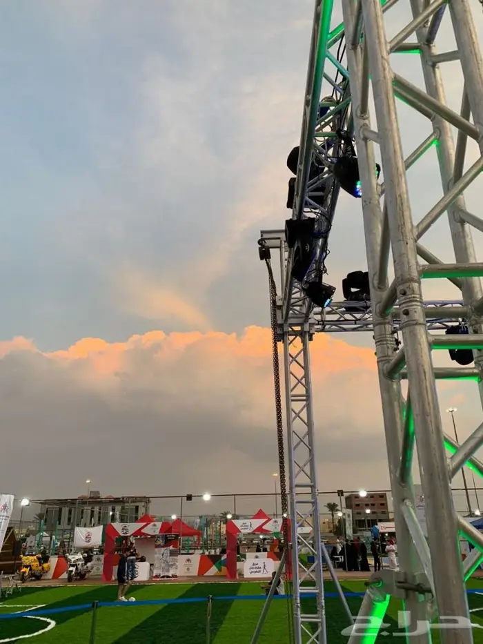 تنظيم المعارض والمؤتمرات حفلات تنسيق شاشات صوتيات بوثات 7