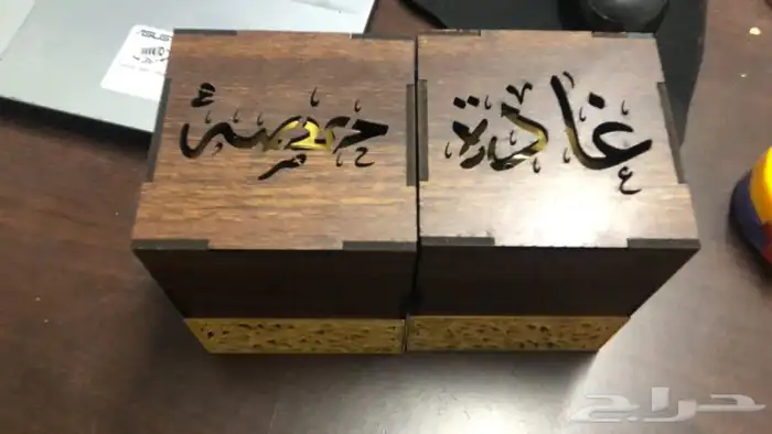 مصنع تفصيل اكريليك وخشب 1