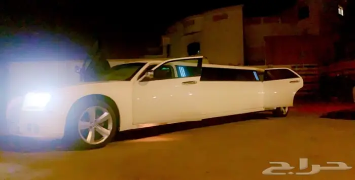 ليموزينات VIP للاعراس وجميع مناسبات تخرج 24