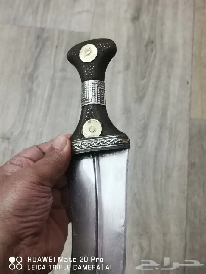 جنبية قديمة جدا للبيع 1
