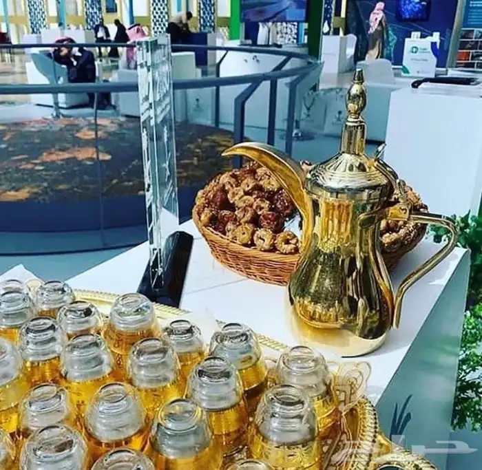 قهوجين وصبابين رجال ونساء 4