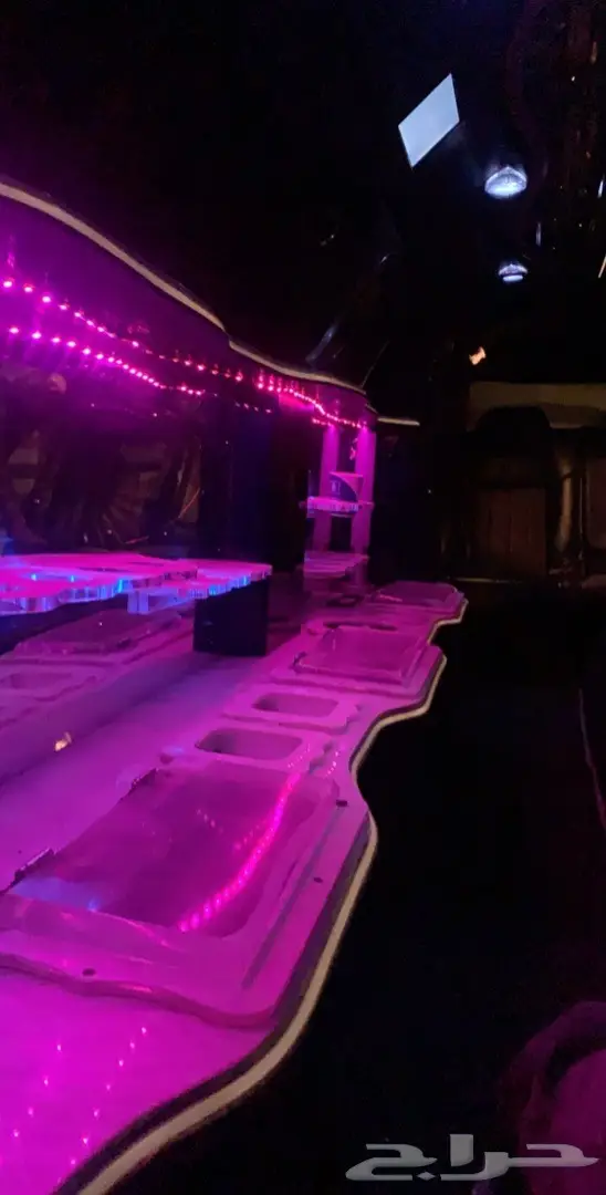 ليموزينات VIP سيارات فخمة ل جميع مناسبات CaR 30