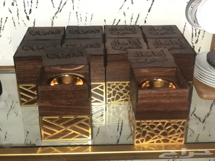 مصنع تفصيل اكريليك وخشب 55