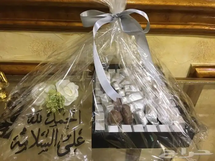 مصنع تفصيل اكريليك وخشب 57