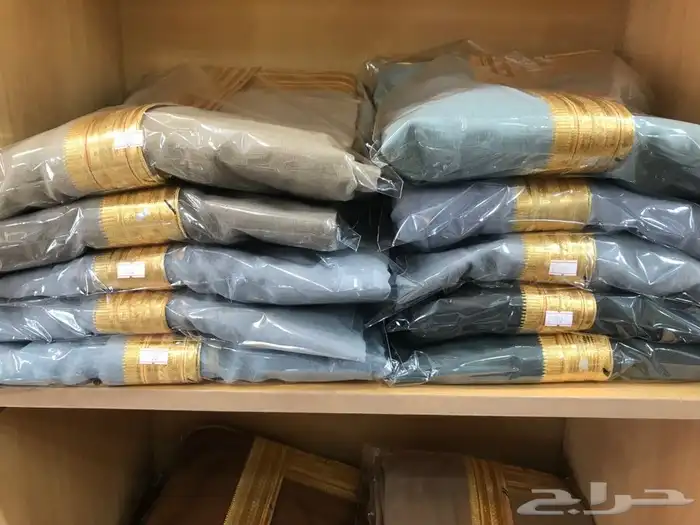 محل بشوت سيوف درع هدية رجالية عود عطر 19