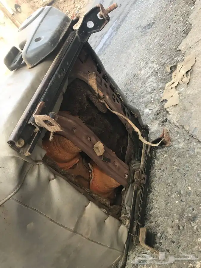مقاعد كرسيدا من 81 الى 84 اللون ازرق 3