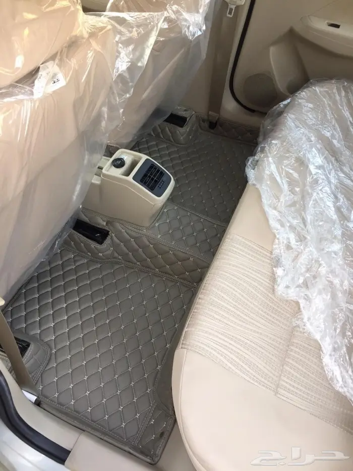 ارضيات جلد فاخره للسيارات 18