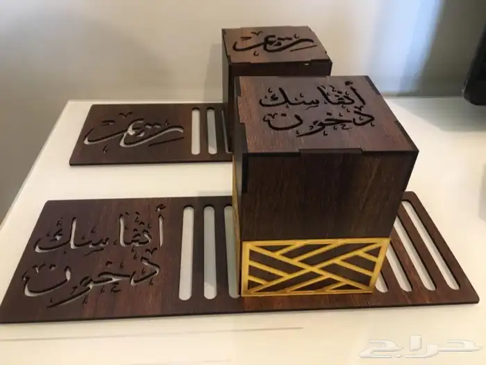 مصنع تفصيل اكريليك وخشب 12
