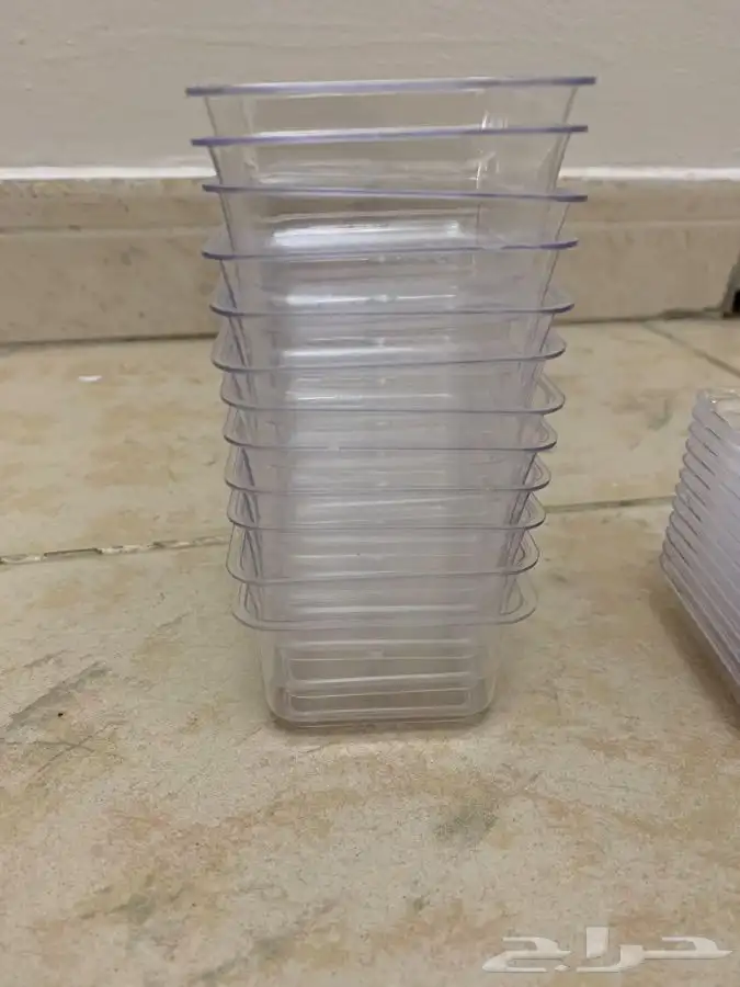 علب بلاستيك تصلح لتوزيع الحلويات 2