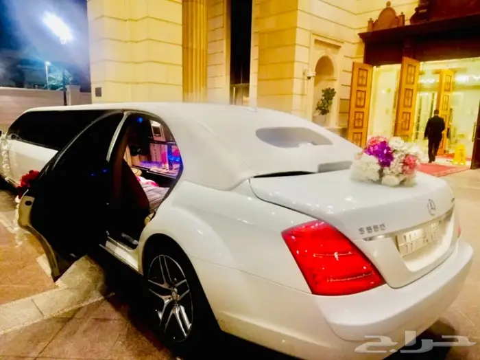 Royal LiMo VIP caR ل جميع مناسبات اعراس تخرج 35
