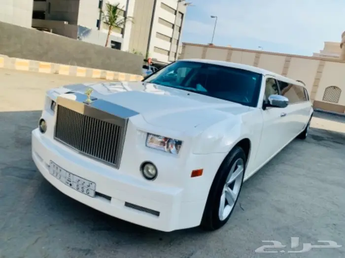 Royal LiMo VIP caR ل جميع مناسبات اعراس تخرج 45