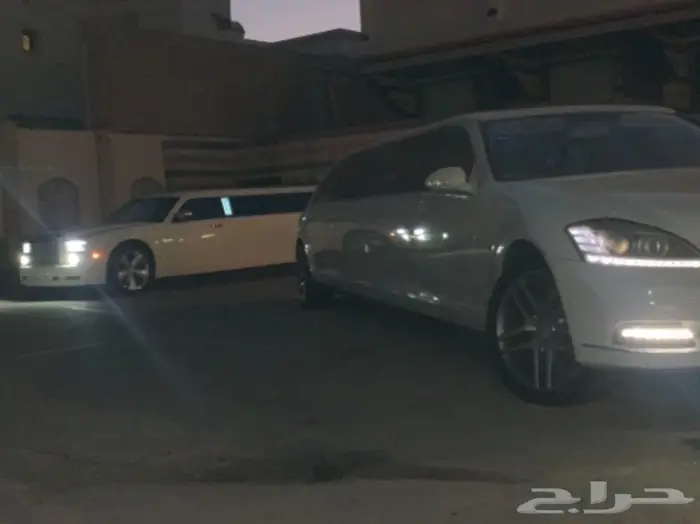 Royal LiMo VIP caR ل جميع مناسبات اعراس تخرج 68