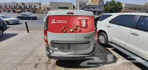 تركيب استكرات عل السيارات بجميع انواعها 2