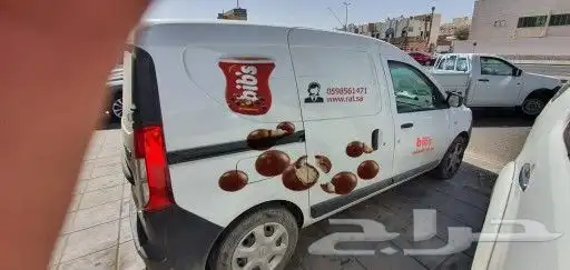 تركيب استكرات عل السيارات بجميع انواعها 3
