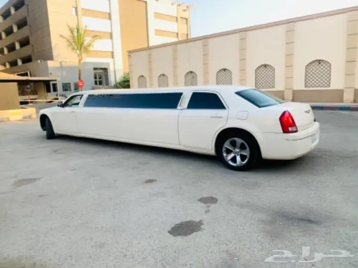 ليموزيناتVIP للاعراس وحفلات التخرج استقبال مطار 30