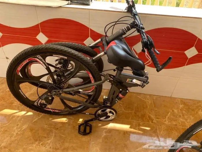 الحق دراجة هوائية لند روفررر 1