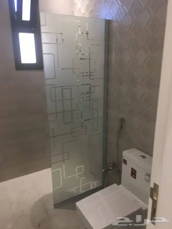 -زجاج سكريت الخليج للزجاج 1