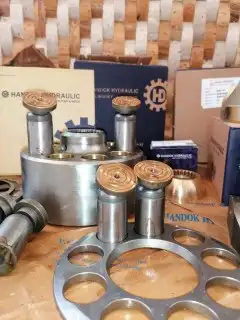 قطع غيار معدات ثقيلة و آليات ورافعات شوكية 3