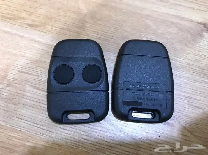 غلاف رموت لاند روفر ديسكفري 1 و ديفيندر قديم 1