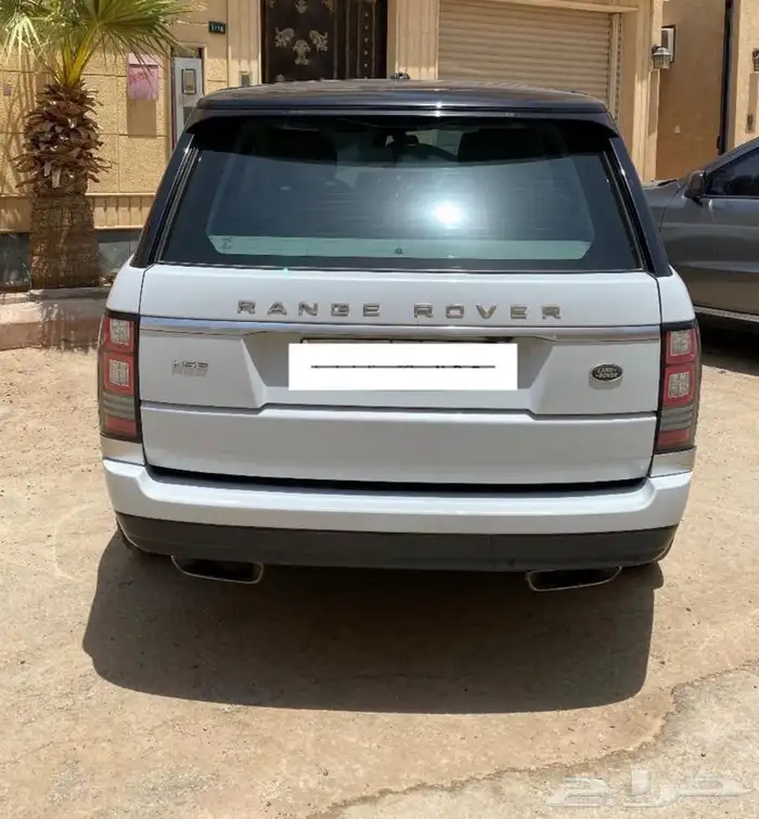 شبك واصطبات خلفية ومخارج فيس لفت رنج روفر الشكل الجديد 16