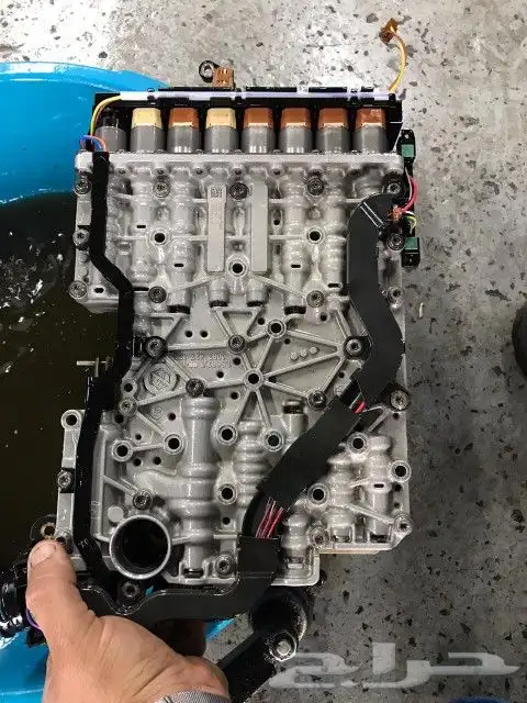 يتوفر لدينا جميع قطع غيار اودي 5