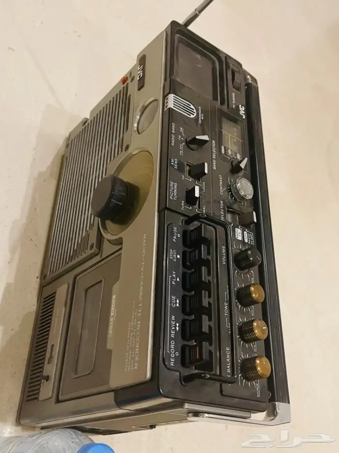 جهاز نادر 3 في واحد JVCمسجل - راديو - تلفزيون 3