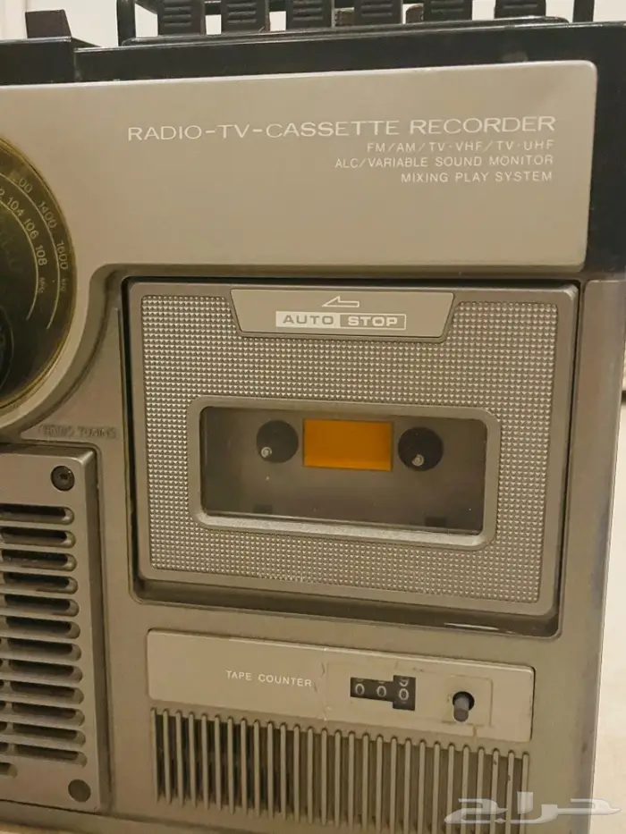 جهاز نادر 3 في واحد JVCمسجل - راديو - تلفزيون 4