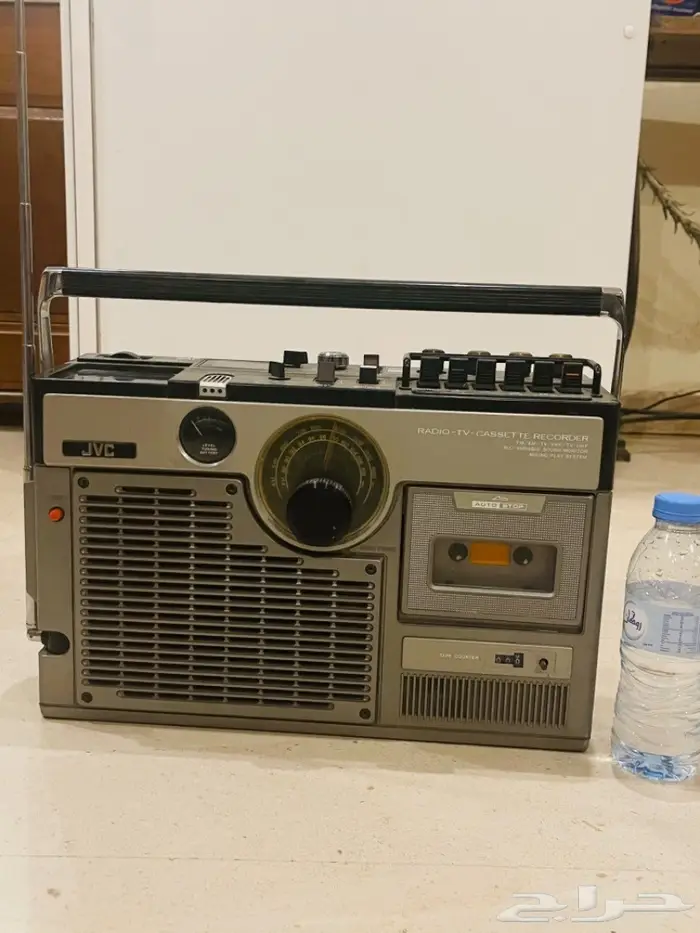 جهاز نادر 3 في واحد JVCمسجل - راديو - تلفزيون 5
