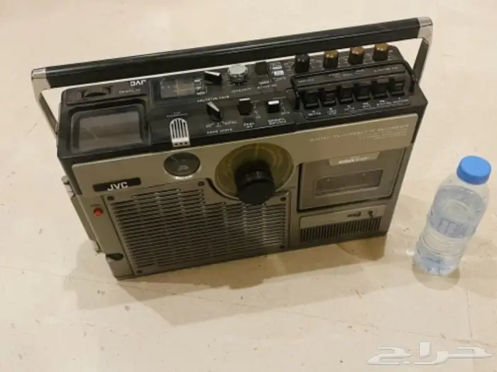 جهاز نادر 3 في واحد JVCمسجل - راديو - تلفزيون 0