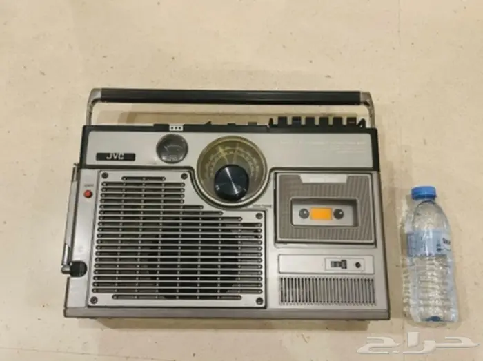 جهاز نادر 3 في واحد JVCمسجل - راديو - تلفزيون 1