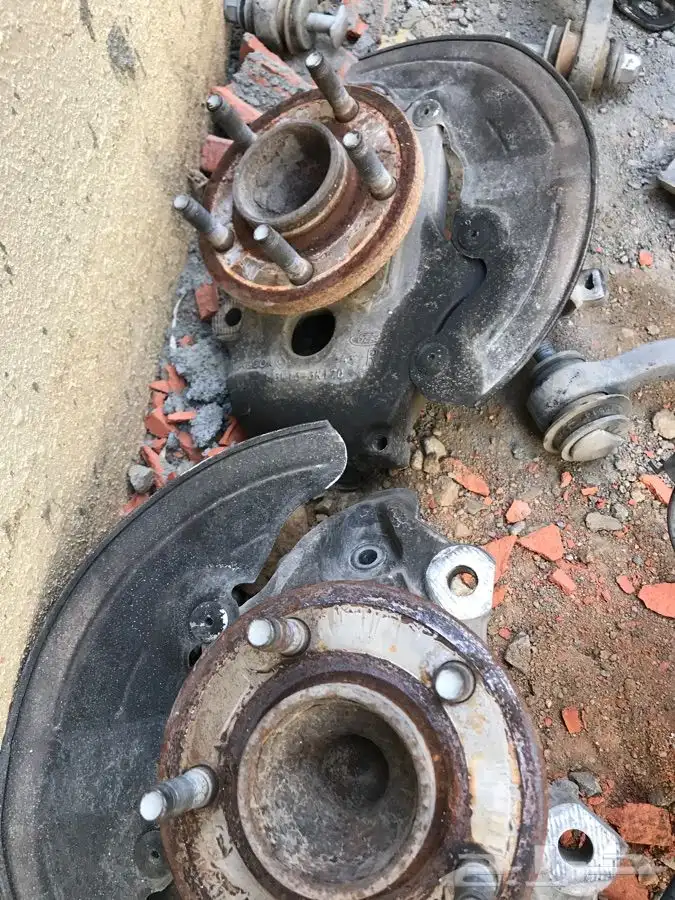 قطع فورد متنوعه 3