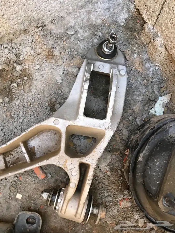 قطع فورد متنوعه 8